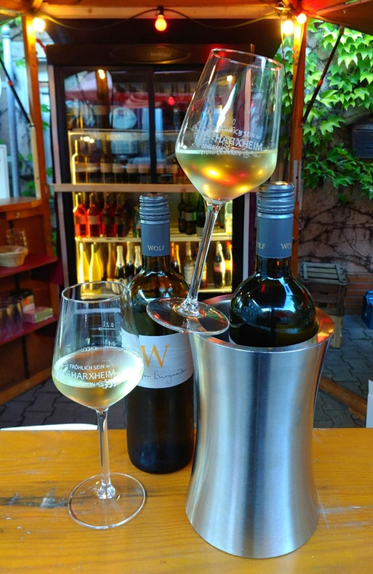 Weingut Weinstube Weinhotel Wolf Harxheim 外观 照片
